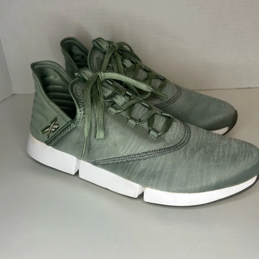 REEBOK DAILY FIT DMX LOW SLIP-ON TRAINERS‎ SNEAKERS WOMEN SHOES GREEN SIZE 8
